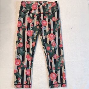 🌸Lululemon Crops🌸 EUC